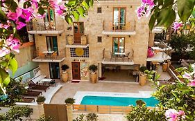 Leda Suites